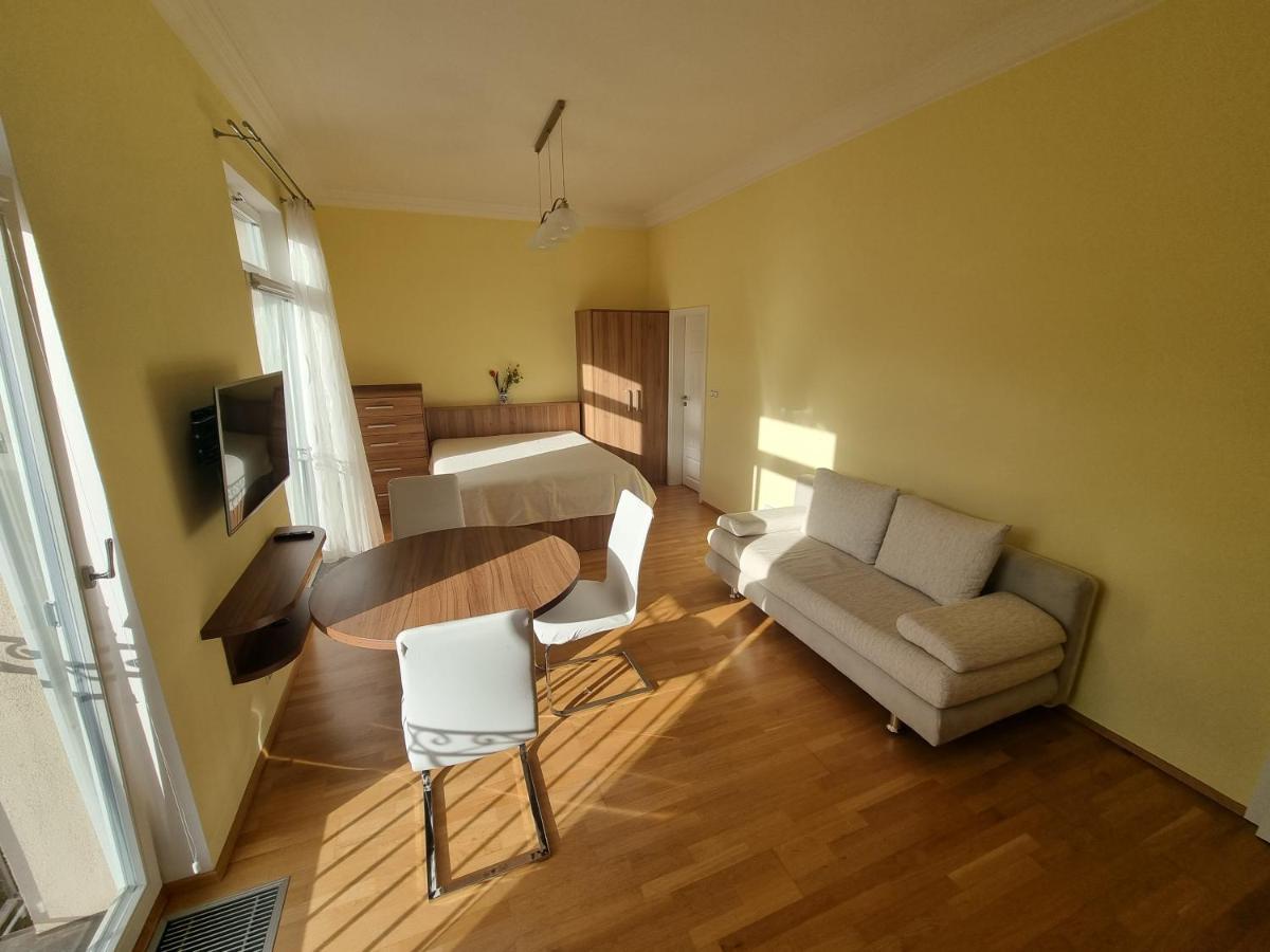 Apartman Orsten Mariánské Lázně Exterior foto
